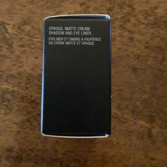 Anastasia Beverly Hills Waterproof Creme Color-Jet - Picture 3 of 3